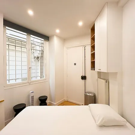 Urbanflat 165 - Tourisme & Business Centre * Paris